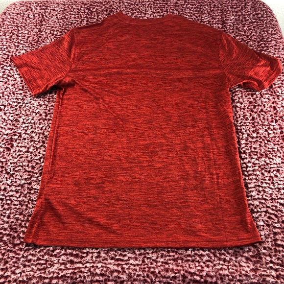 NWT Men’s Fila Shirt - Picture 7 of 7